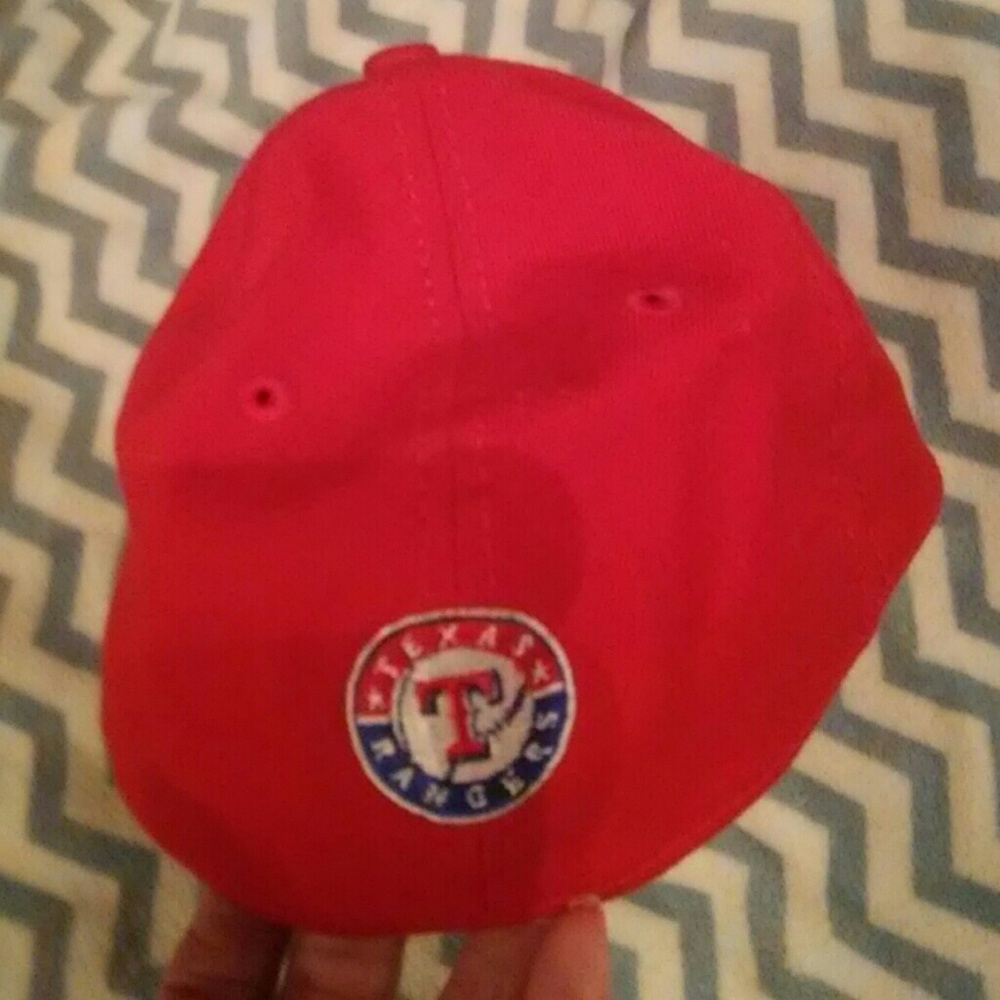 Texas Rangers cap - Picture 2 of 3
